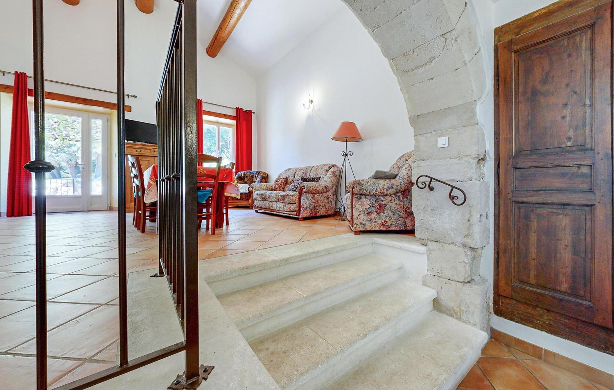 Awesome Home In Bollene With Wifi Zewnętrze zdjęcie